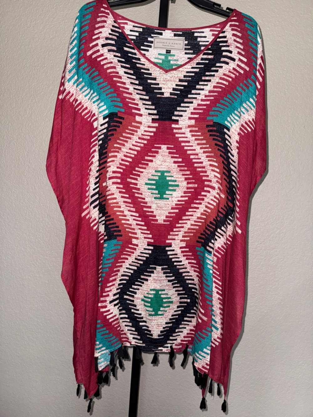 Double D Ranch Southwestern Pattern Tassel Poncho - size L/XL